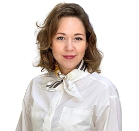 Александра Петрова